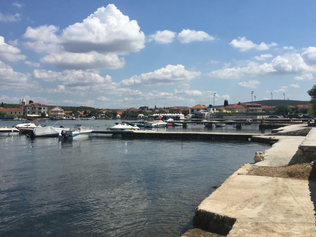 Sunnyhomepunta Sukošan Buitenkant foto